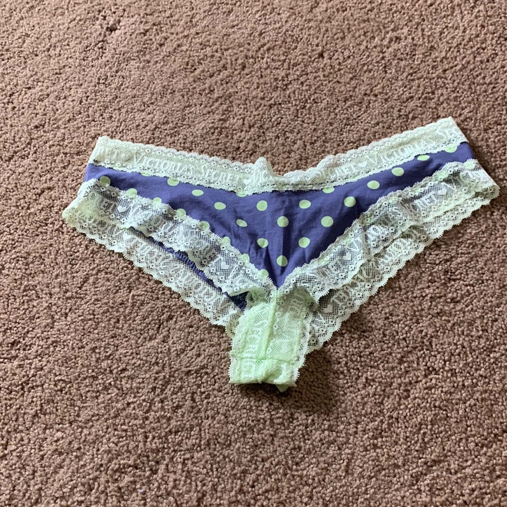 VS size L new with tag